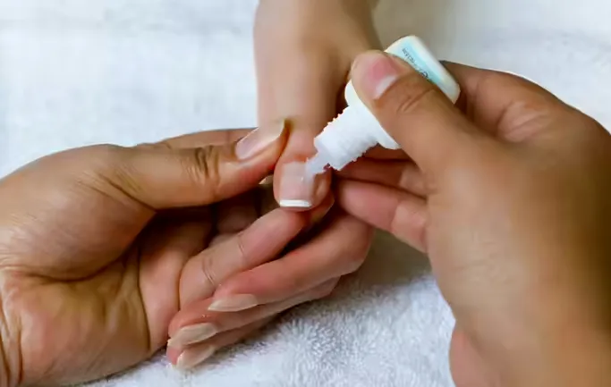 3 Simple At-Home Tricks to Fix a Broken Nail