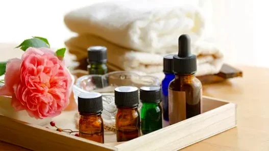 4 Essential Oils to Soothe Stress During Your Bath After a Long Day