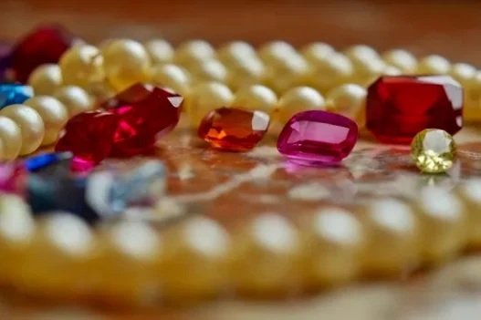 5 Things to Know Before Buying a Gemstone
