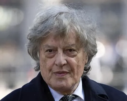 Tom Stoppard, Acclaimed Playwright and Screenwriter of “Brazil” and “Shakespeare in Love,” Dies at 88